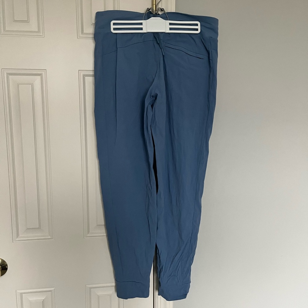 Athleta Trekkie North Jogger in Cottage Blue | 8 Tall